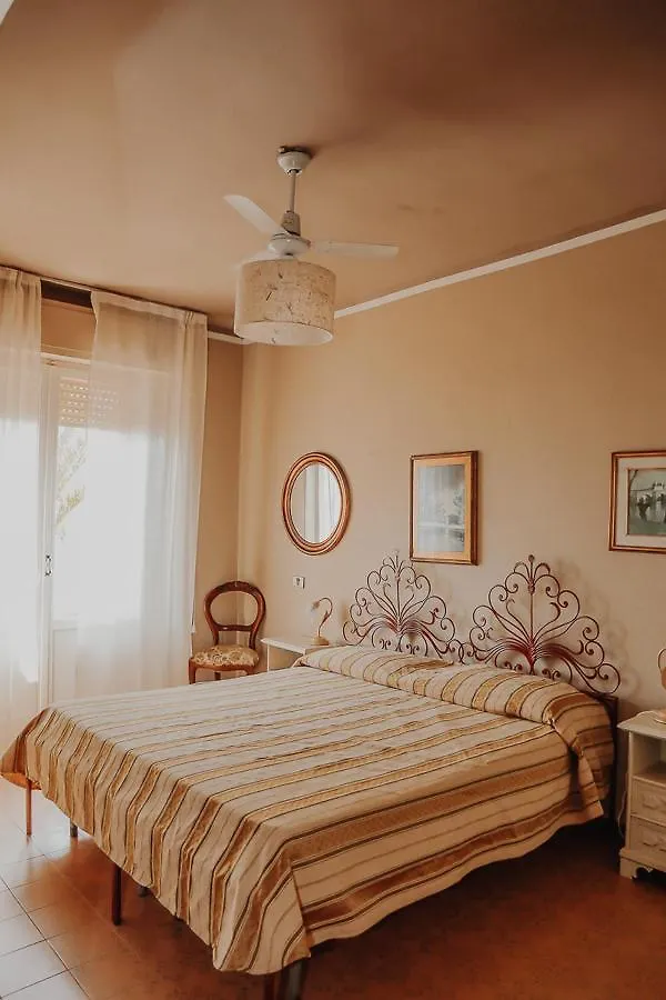 Hotel Lampada Di Aladino Follonica