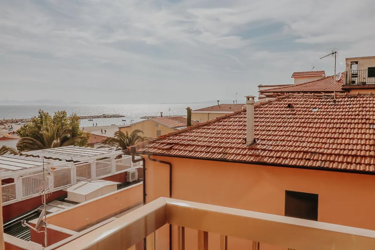 Hotel Lampada Di Aladino Follonica